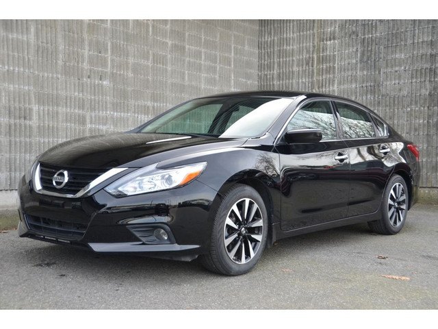2018 Nissan Altima 2.5 SV Sedan in Cars & Trucks in Burnaby/New Westminster - Image 3