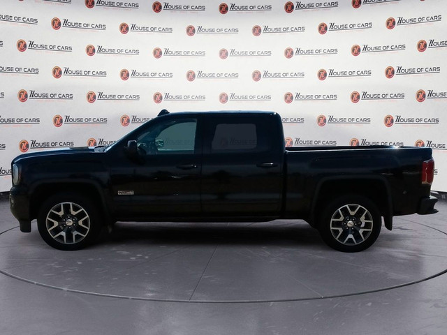 2017 GMC Sierra 1500 4WD Crew Cab 143.5 SLT in Cars & Trucks in Lethbridge - Image 2