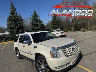 CLEAN TITLE/ NO ACCIDENTS/ REMOTE STARTER/ PARKING ASSIST/ ADJUSTABLE PEDALS/ CRUISE CONTROL/ POWER...