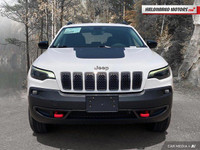 Engine: Gas V-6 3.2L L/100Km City: 12.9 L/100Km Hwy: 9.7 Safety Equipment Side Impact Beams Dual Sta... (image 7)
