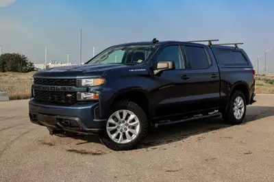 ENGINE 5.3L ECOTEC3 V8 with available Active Fuel Management (355 hp [265 kW] @ 5600 rpm 383 lb-ft o...