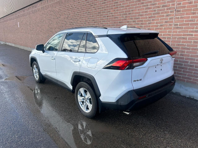 2021 Toyota RAV4 XLE in Cars & Trucks in Oshawa / Durham Region - Image 3