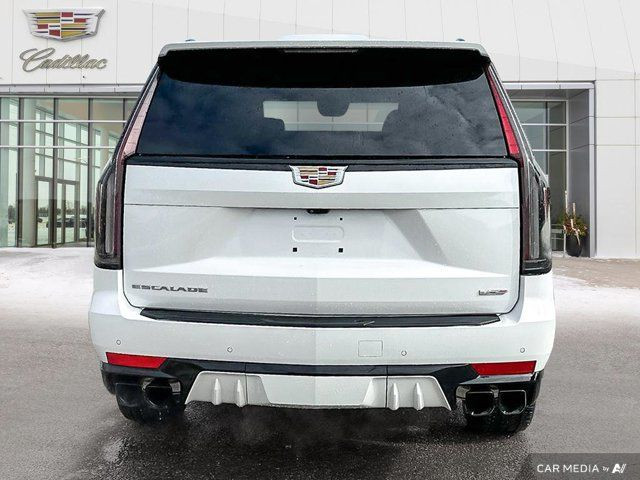 2023 Cadillac Escalade V-Series 6.2L Supercharged V8 AWD | 682 in Cars & Trucks in Winnipeg - Image 4
