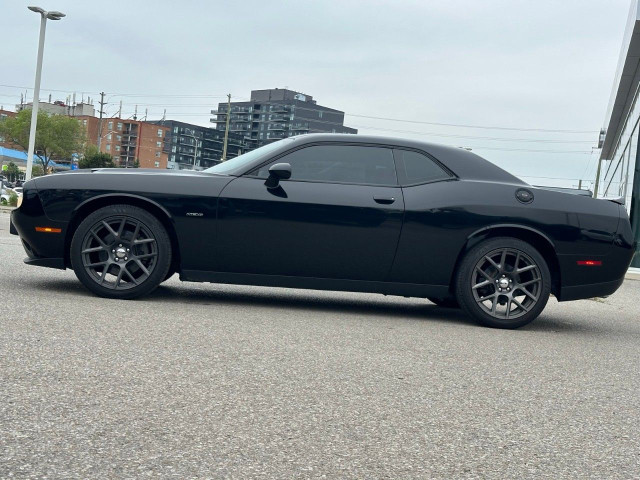 2016 Dodge Challenger in Cars & Trucks in City of Toronto - Image 2