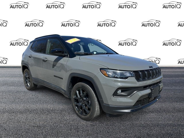 2023 Jeep Compass Altitude Super Equipped | Jeep All-Season C... in Cars & Trucks in London
