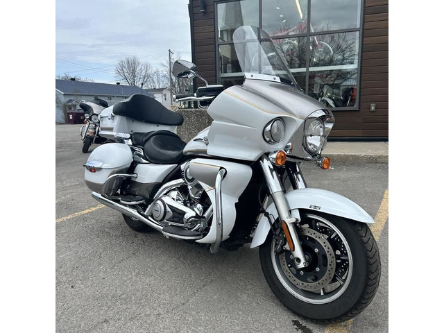 2013 Kawasaki VN1700BGF VOYAGER ABS in Sport Touring in Ottawa - Image 3