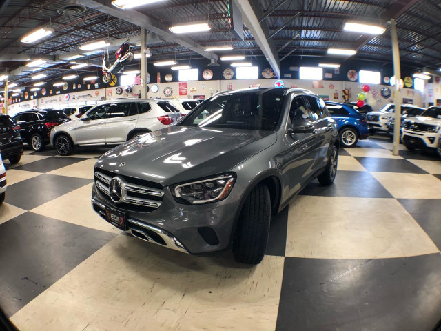 2021 Mercedes-Benz GLC-Class 300 4MATIC LEATHER PAN/ROOF NAVI B/ in Cars & Trucks in City of Toronto - Image 2