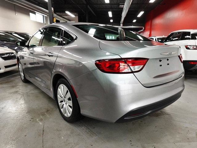 2015 Chrysler 200 SUPER LOW KM,NO ACCIDENT ,MUST SEE in Cars & Trucks in City of Toronto - Image 4