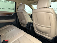Discover unparalleled sophistication in the 2019 Cadillac XT5 Platinum, draped in a stunning Crystal... (image 7)