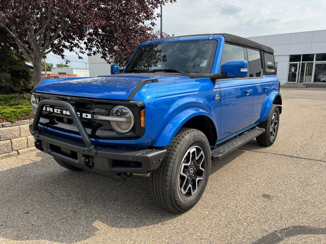  2023 Ford Bronco Outer Banks 4X4, 4 DOOR, HEATED STEERING WHEEL in Cars & Trucks in Red Deer - Image 2