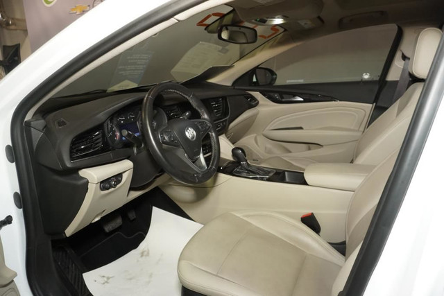 2020 Buick Regal ESSENCE AWD CUIR CHAUFFANT SUNROOF GPS APPLE CA dans Autos et camions  à Ville de Montréal - Image 4