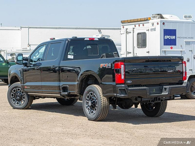 2025 Ford F-350 Super Duty Platinum in Cars & Trucks in Edmonton - Image 4