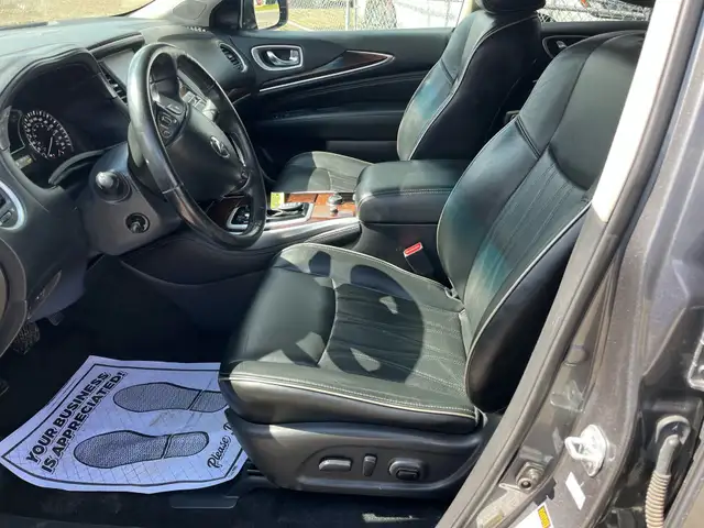2016 INFINITI QX60 AWD 4dr in Cars & Trucks in Calgary - Image 11