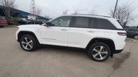 Odometer is 8796 kilometers below market average! This Jeep Grand Cherokee is equipped with: Capri L... (image 5)