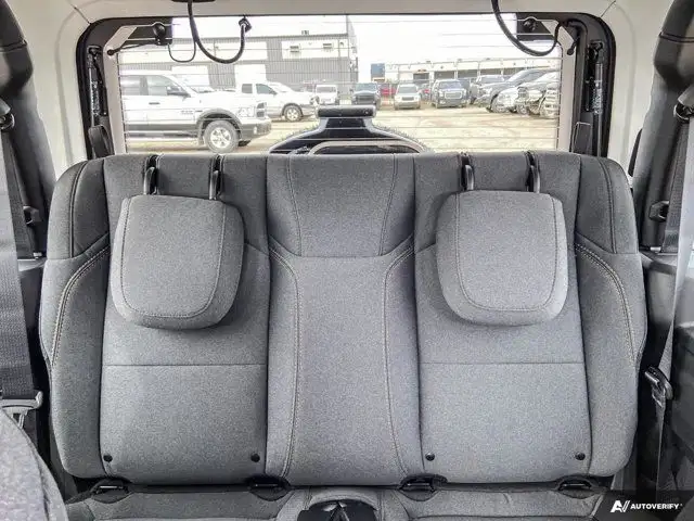 2024 Jeep Wrangler Sport | Heated Seats | Remote Start | Tow dans Autos et camions dans Grande Prairie - Image 18