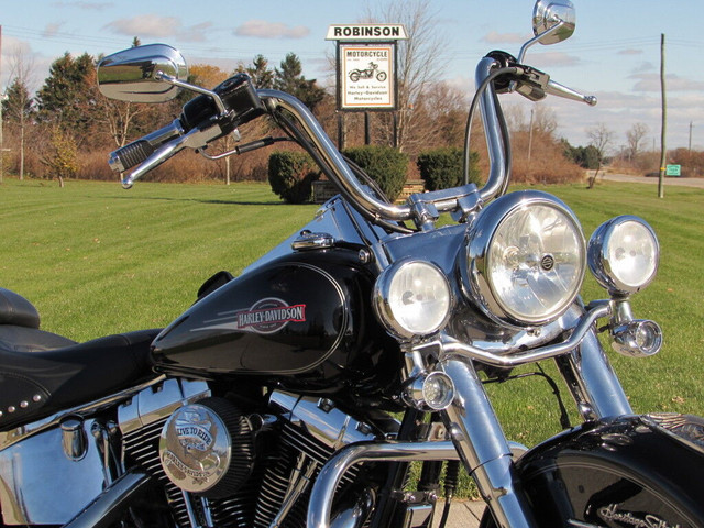 2007 Harley-Davidson FLSTC Heritage Softail Classic Fresh Top E in Street, Cruisers & Choppers in Leamington - Image 4