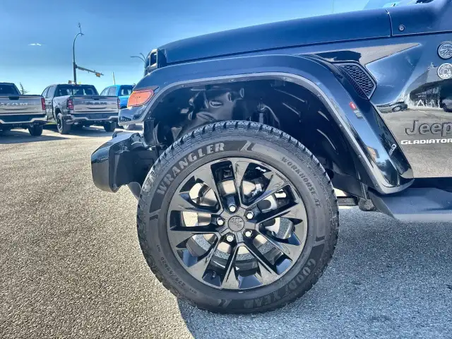 2021 Jeep Gladiator in Cars & Trucks in Edmonton - Image 7