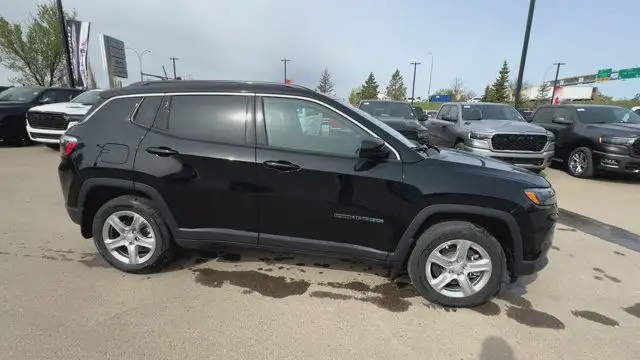 2024 Jeep Compass North | Sunroof | Apple CarPlay in Cars & Trucks in Edmonton - Image 10