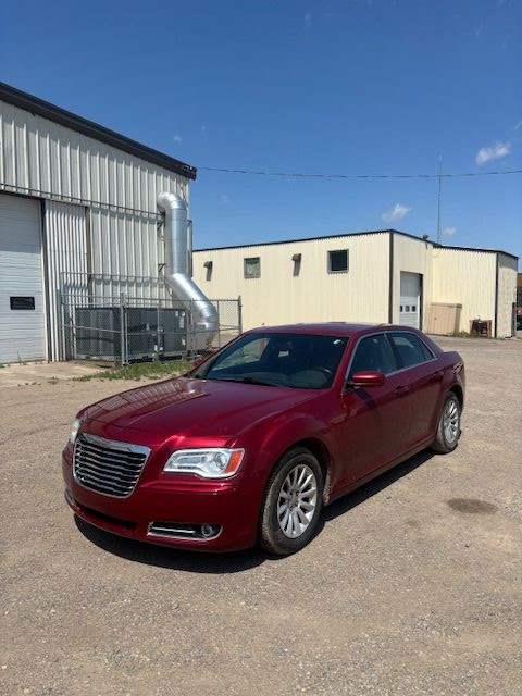 2014 Chrysler 300 Touring in Cars & Trucks in Lethbridge