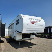 2007 Forest River Signature 8281SS