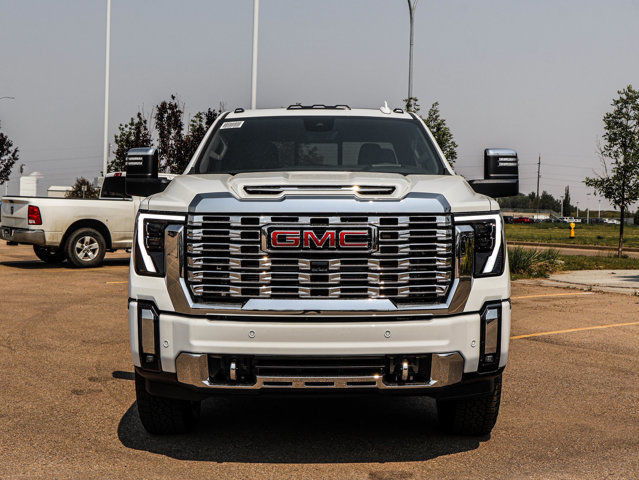 2025 GMC Sierra 3500HD Denali in Cars & Trucks in Strathcona County - Image 3