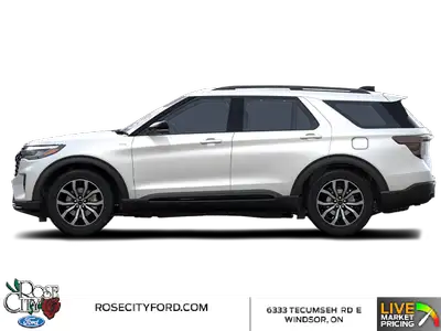 This Ford Explorer has a dependable Intercooled Turbo Premium Unleaded I-4 2.3 L/140 engine powering...
