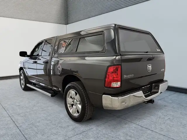 2019 Ram 1500 Classic Quad Cab 4x4 v6 3,6L Boite fermee Camera 6 in Cars & Trucks in Laval / North Shore - Image 7