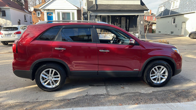 2014 Kia Sorento AWD LX in Cars & Trucks in City of Toronto - Image 4