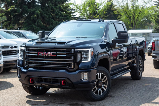 2023 GMC 3500 Crew CAB Pickup 4WD AT4 * GM CERTIFIED * in Cars & Trucks in Edmonton - Image 2