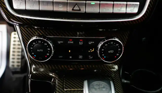 2017 Mercedes-Benz G-Class AMG G 63, Designio Package, Carbon fi in Cars & Trucks in Oakville / Halton Region - Image 17