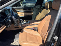 2013 BMW 750I XDRIVE STUNNING TOP OF THE LINE LUXURY LOW KM CLEAN CARFAX CERTIFICATION INCLUDED !!!!... (image 7)