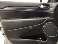 JEEP GRAND CHEROKEE OVERLAND 4x4 2020 ELEGANCE, PUISSANCE ET CAPACITE TOUT-TERRAIN En stock des main... (image 9)