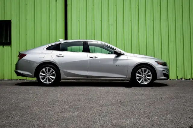 2022 Chevrolet Malibu LT • REMOTE START • LED LIGHTS • CP/AA in Cars & Trucks in Kingston - Image 3