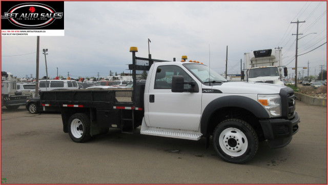 2012 Ford F-450 XL 4X2 REGULAR CAB FLAT DECK in Cars & Trucks in Edmonton - Image 4