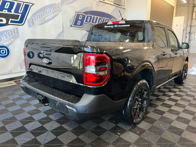 2025 Ford Maverick XLT | BLACK APPEARANCE PKG | FORD CO-PILOT360 dans Autos et camions dans Lloydminster - Image 10