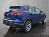 Enhance your everyday commute and weekend plans in Ottawa with this 2022 Nissan Qashqai SV, a compac... (image 6)