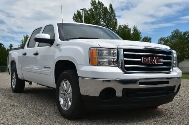 2012 GMC Sierra 1500 ***RARE HYBRID, ONLY HAS 61,000KM*** dans Autos et camions dans Calgary - Image 8