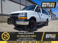 Très rare 4x4 Express Van 12 Passagers avec peu de kilométrage. SEULEMENT 55 000KM ! 3'' Lift kit de... (image 2)