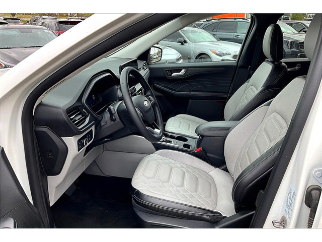 2024 Ford Escape PHEV in Cars & Trucks in Barrie - Image 2