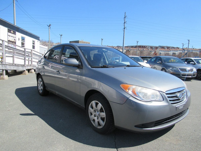 2010 Hyundai Elantra in Cars & Trucks in City of Halifax - Image 3