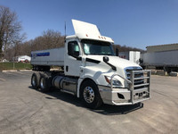 2019 Freightliner T12664ST