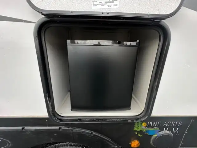 2025 Dutchmen RV Astoria 2913FK in Travel Trailers & Campers in Truro - Image 62