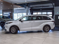 VERY RARE | 8 PASSENGER | JUST SERVICED | TOYOTA CERTFIED This vehicle is Toyota Certified, which me... (image 9)