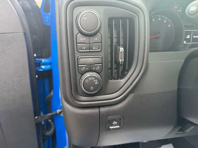 2025 Chevrolet Silverado 1500 Custom in Cars & Trucks in Edmundston - Image 10