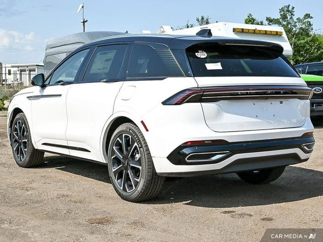 2025 Lincoln Nautilus Reserve in Cars & Trucks in Edmonton - Image 4