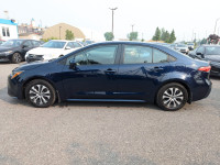 LOW KMS! HYBRID WITH LI-BATTERY, FULLY LOADED, LEATHER INTERIOR, POWER SEAT, HEATED SEATS, HEATED ST... (image 2)
