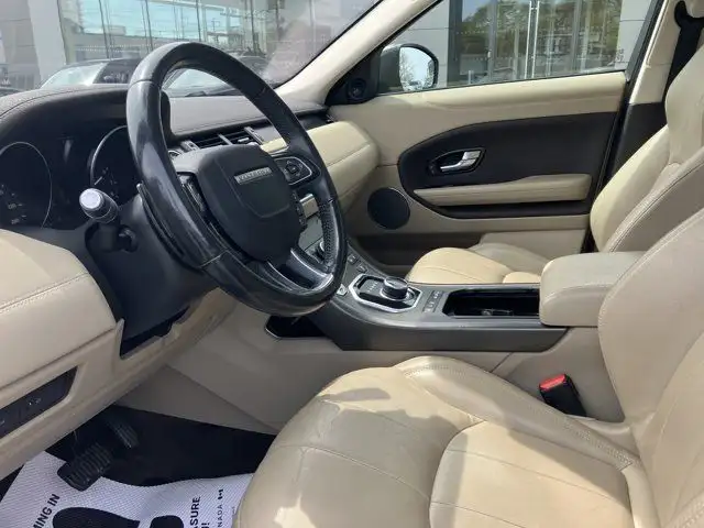 2019 Land Rover Range Rover Evoque SE WINTER TIRES INCLUDED! dans Autos et camions dans Ville d’Halifax - Image 23