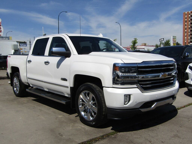 2018 Chevrolet Silverado 1500 HIGH COUNTRY 4WD CREW CAB 6.2L DVD in Cars & Trucks in Calgary - Image 2