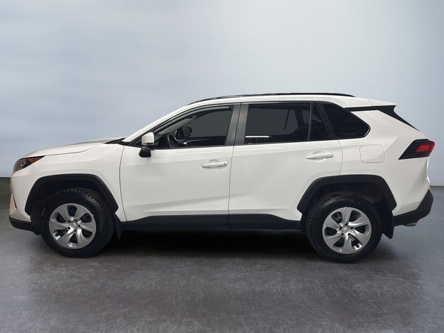 2021 Toyota RAV-4 LE AWD CRUISE BLUETOOTH SIEGES CHAUFFANTS CARP in Cars & Trucks in Laval / North Shore - Image 3