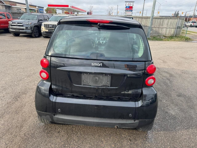 2011 Smart fortwo Pure, NO ACCIDENTS, ONLY 97KMS, CERTIFIED in Cars & Trucks in London - Image 4